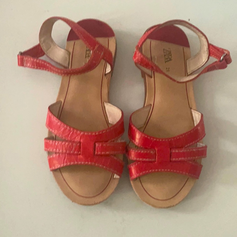 Zara red leather sandals size 29/11.5 girls